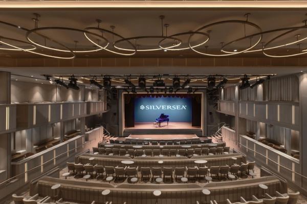 Silver Nova Gallery Image